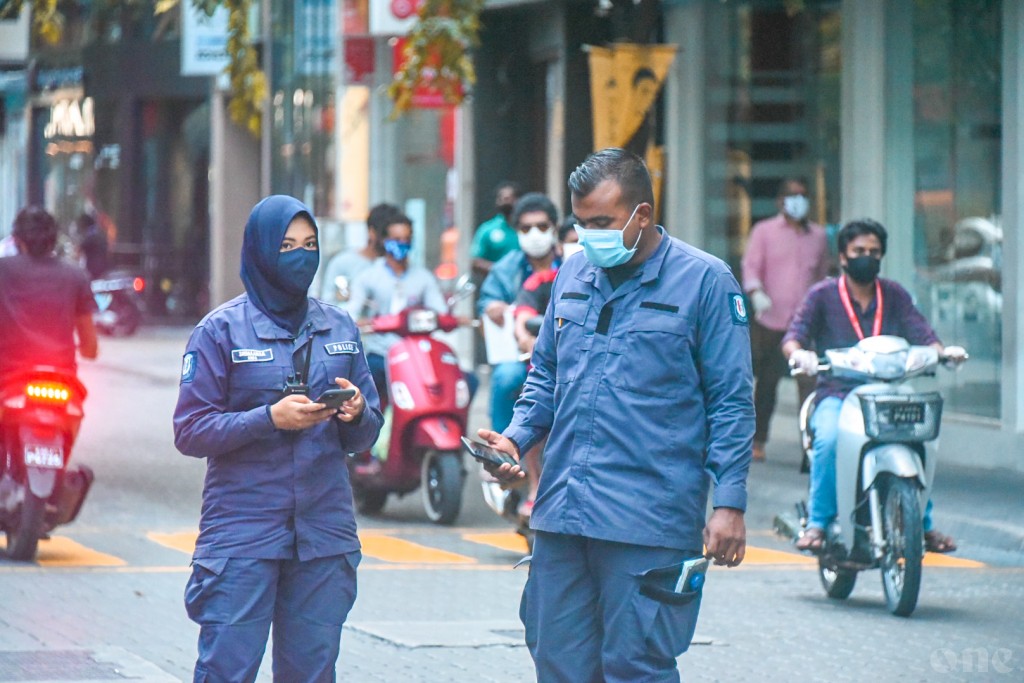 Hurihaa Memberunge ge check kuran 24 gadi iru fuluhun thibbas  fulus bill islaahu vaane : Majilis Raees