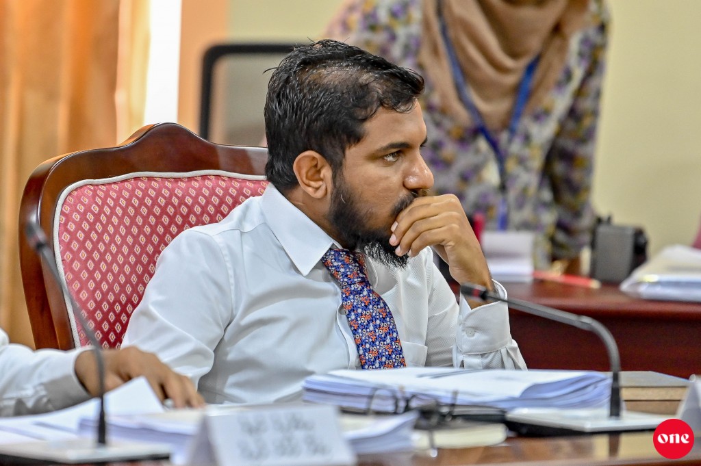Fonadhoo dhaairaage member Siraj MDP in vakivevadaigenfi