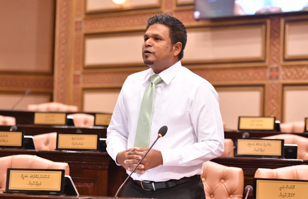 Mi Majilis feshuneessure dhakkanee MMC aai Broadcom ehkkuraa vaahaka, bill Majileehakah naadhey: MP Moad
