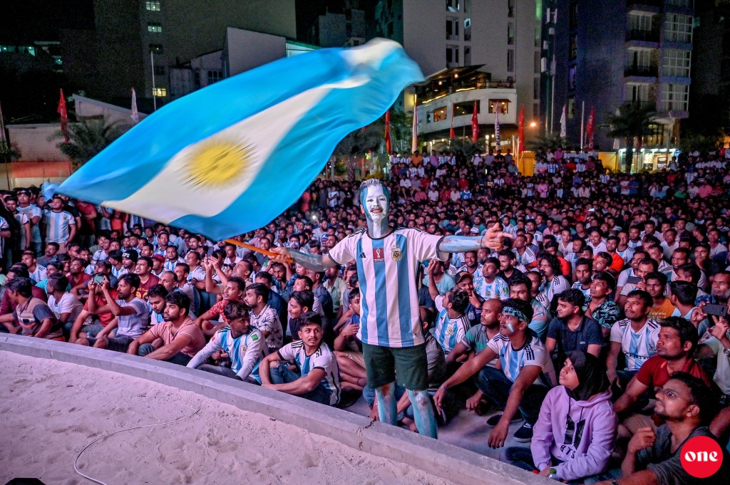 One Photo: World Cup final ge foari Male' in