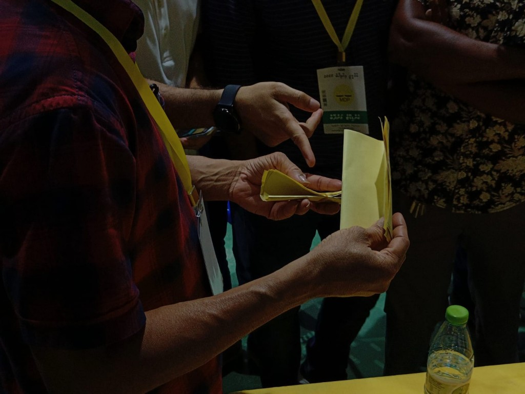 Gahdhoo dhaairaage fohtakah gandukoh vote elhi massala eh hoonu vejje