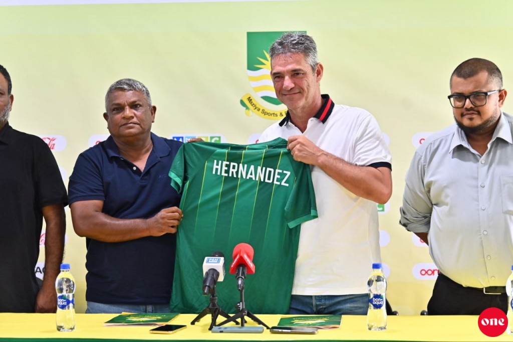 Maziya coach akah Real aai Barca ge academy ge masakkaiythakugai ulhunu Luisma hamajassaifi