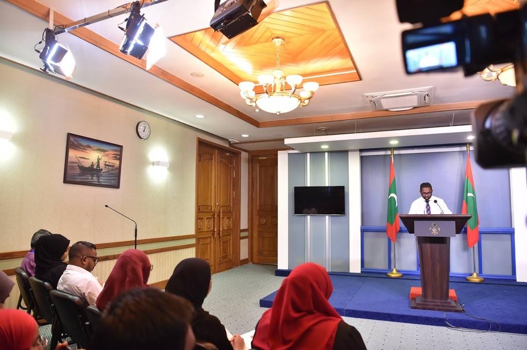 Anna dhaurakah vaan jehey asaasee hidhumathuge vaudheh noannaane: Sarukaaru