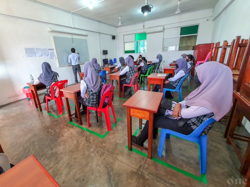 Schools to remain closed in the past two weeks