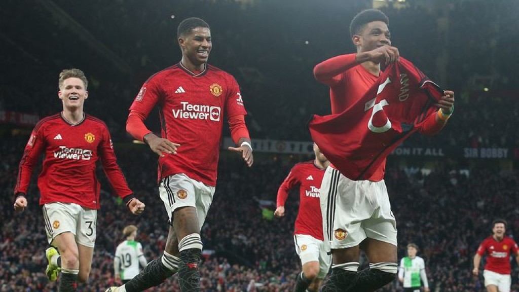 Liverpool katuvaalai United semi ah, Chelsea ves kuriyah