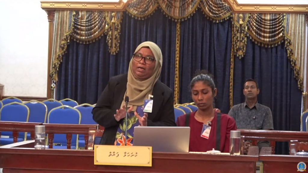 25 Aharuge jalu hukumaigen Nazaha Suprem court ah, kureege firimeehaage aniyaage vaahakathah ahan ketheh nuvi