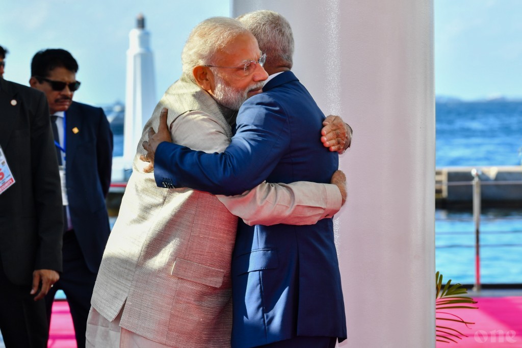 Indian PM Modi congratulates President Solih on readmission to Commonwealth