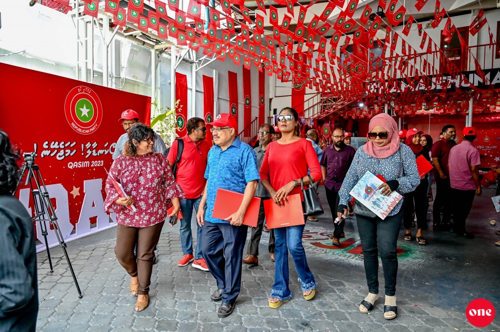 ''King Maker, King ah'' hedhumuge azumaa eku JP ge dhorun dhorah campaign fashaifi