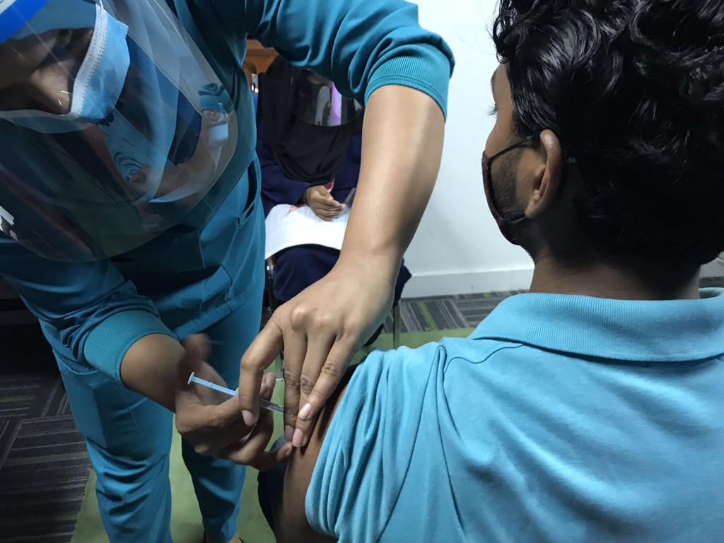 Liyekiyun neiy bidheyseen ah vaccine dheyn fashaifi