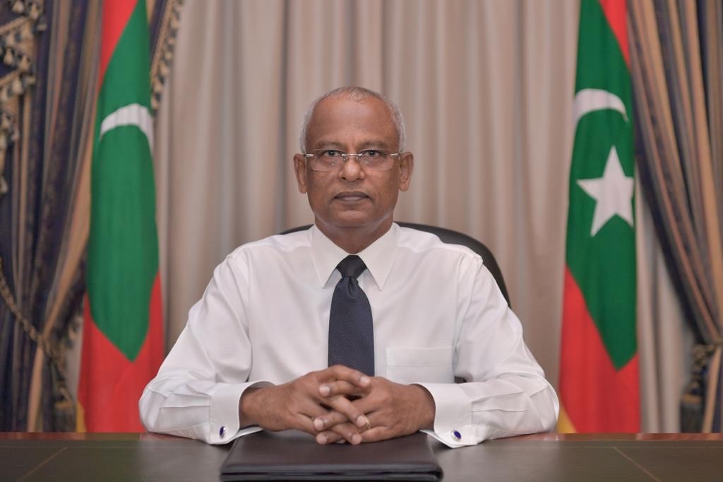 Dhaulathuge idhaaraathakun kuraa kanthahthakuge mauloomaathu libigathumakee, rayyithunge gaanoonee haggeh: Raees