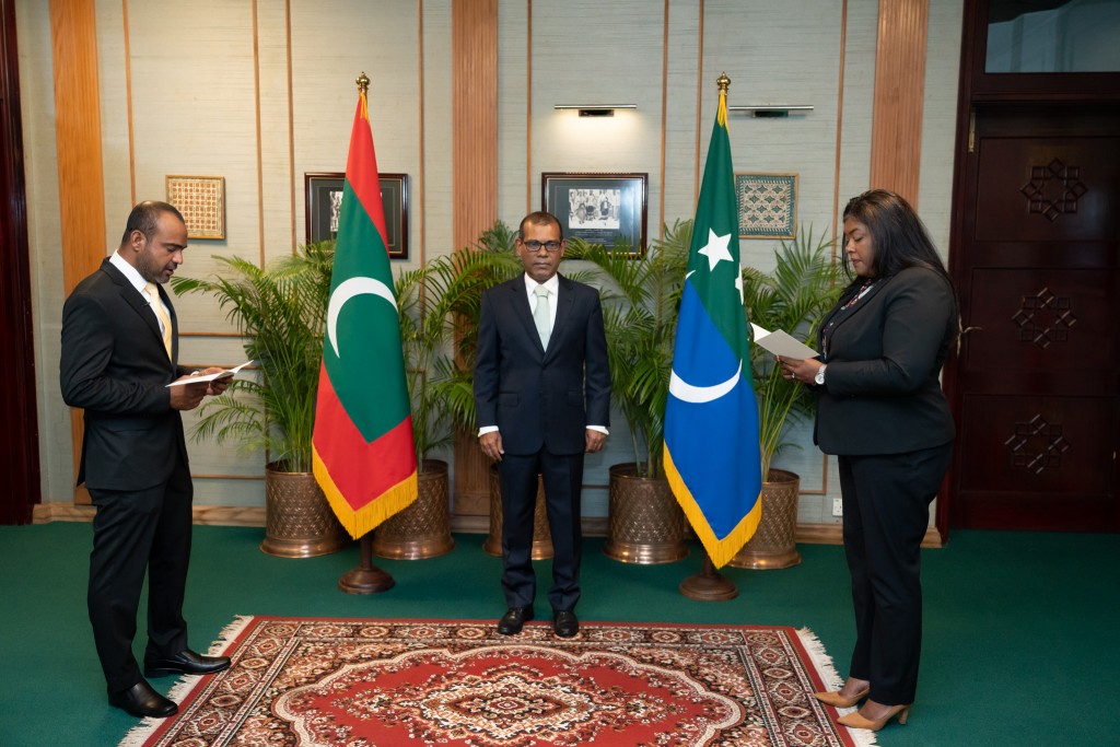 Guraidhoo dhaairaage gondiah hovi vadaigennevi Shaaz member kamuge huvaa kuravvaifi