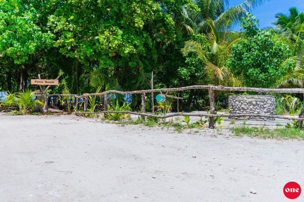Maakurathu aai Holhudhoo ves monitoring ah