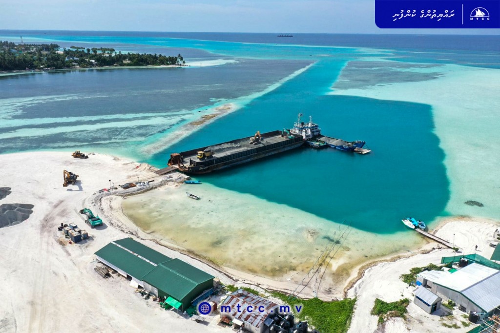 Faresmaathodaa airport runway gai ABC fashala alhan beynunvaa thakethi site ah gengosfi