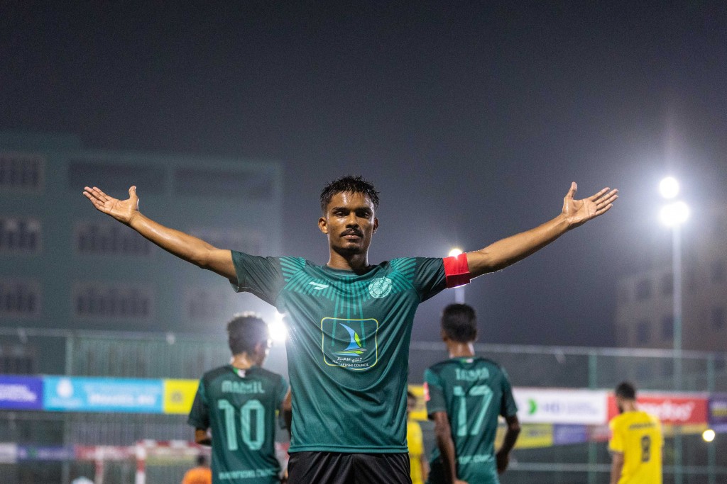 Yaameen ge hattrick Hoarafuttah bodu molheh, Utheem aai Maarandhoo adhi Vashafaraai Ihavandhoo ahves molheh