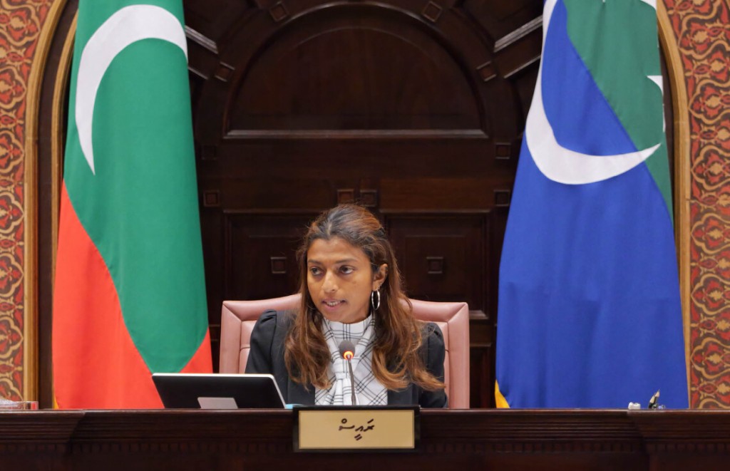 Nasheed ge ithubaaru neh massala aai budget massala maadhamaa kuriah gendhan jalsaa nimmaalaifi