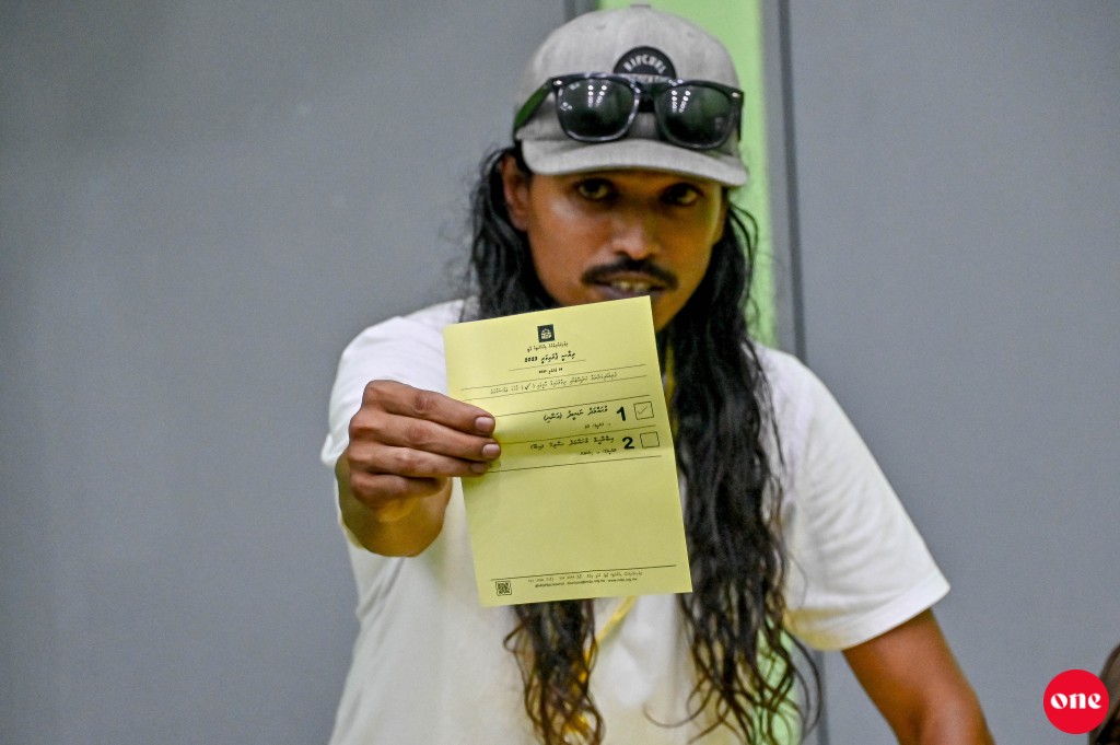 One Photo: MDP riyaasee primary ge vote gunun