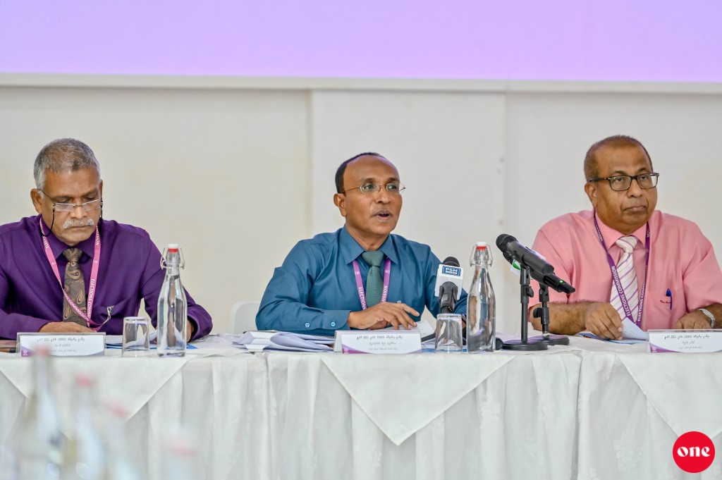 Yameen ge candidacy massalaigai maadhamaa Supreme court ah javaabu dhaaree vaanan: EC