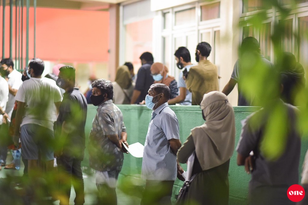 vaccine libun dhathivejje, 2 Haftha thereygai Covishield ge shipment eh libeytho eba balan: HPA