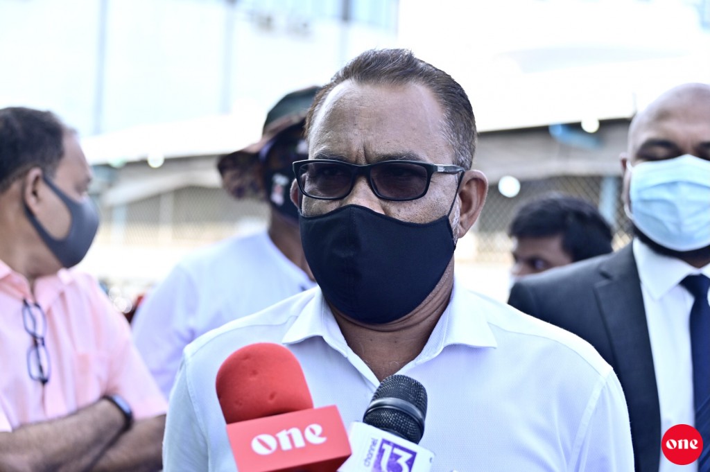 Ufulaafaivaa dhauvaa akee sarukaaru nuhingaakan haamavumuge furusathu nudhinumah kuraa dhauvaa eh: Adhurey