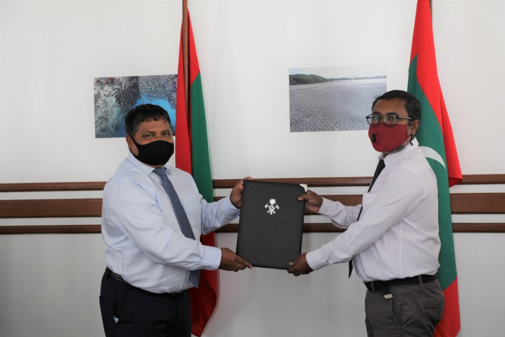 Utility Regulatory Authority ge Chief Executive ge magaamah Yazeed ayyan kuravvaifi