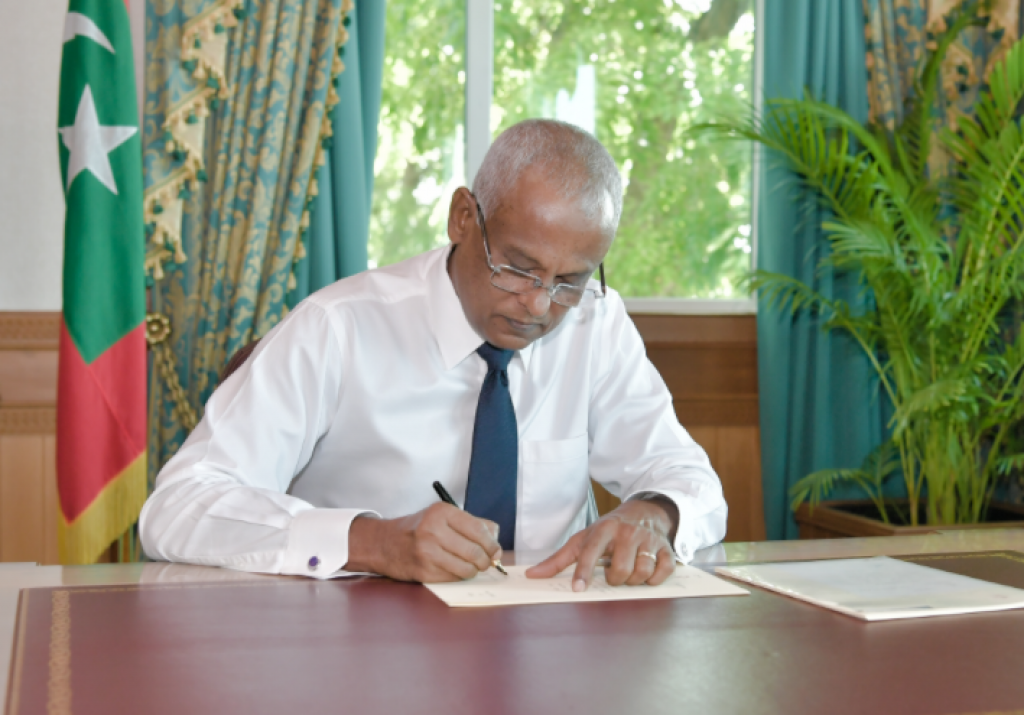 Raees Solih miadhu 3 bill eh thasdheegu kurahvvaifi