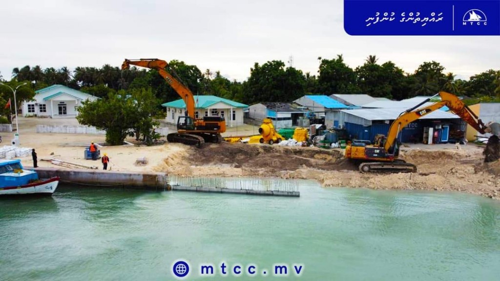 Miladhoo Harbor quay wall construction begins
