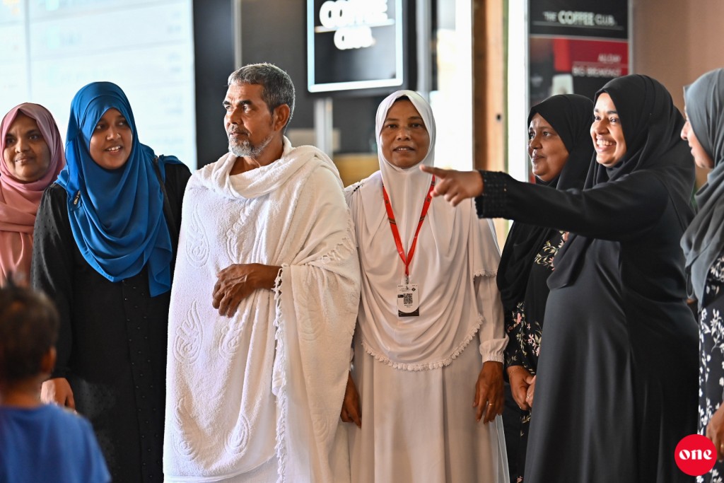 Hajjuverin furaathee Airport traffic aa gulhey gothun fuluhun ge ilthimaas eh