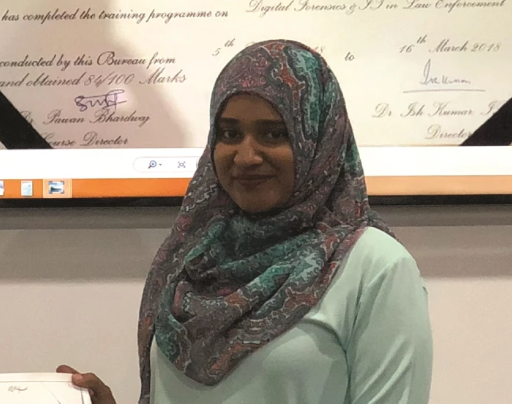 Integrity committion ge member kamah Inshaa ayyan kuran Majilis ah