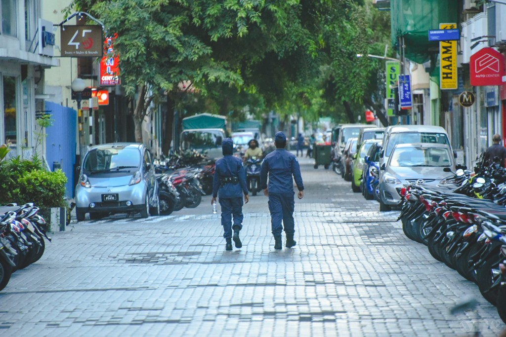 BREAKING: Geybisee thakah dhookuraa pass gai nann onnaane, e noon meehakah beynumeh nukureveyne, curfew gadeegai ves beynun nukureveyne