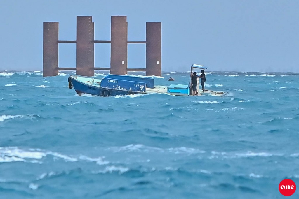 Baarah vaijehi, kanduthah gadhavedhaanethee HA. In K. atholhah reendhoo samaalu nerefi