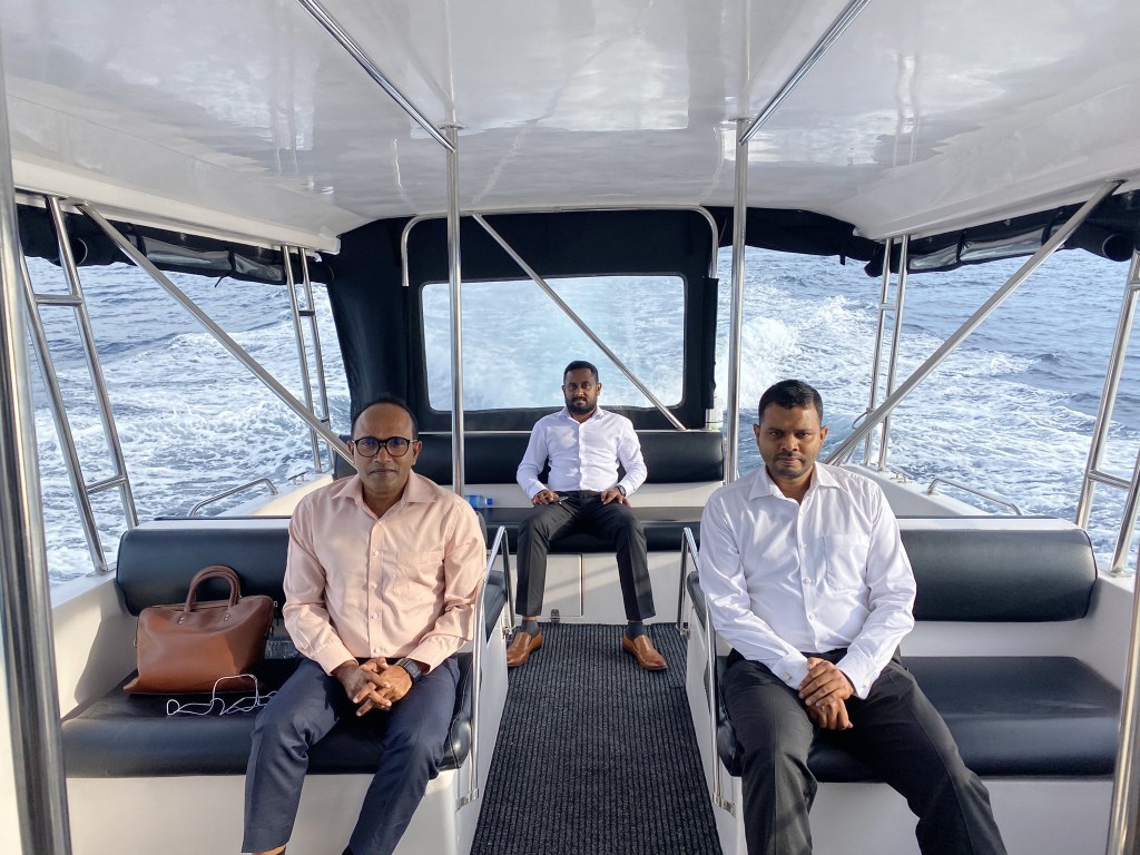Vakeelunnaa bahdhaluvun ves Raees Yameen ah han'guraama eh: Jameel