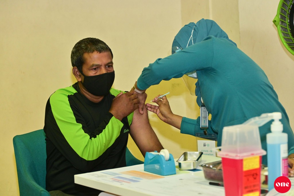 70 aharun matheege meehunnah vaccine dheyn fashanee