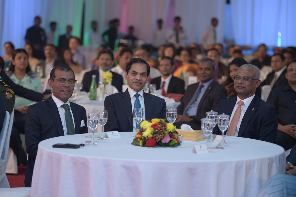 India inn ufahdhaa Covid ge vaccine enme furathama foarukohdhey gaumakah Raajje