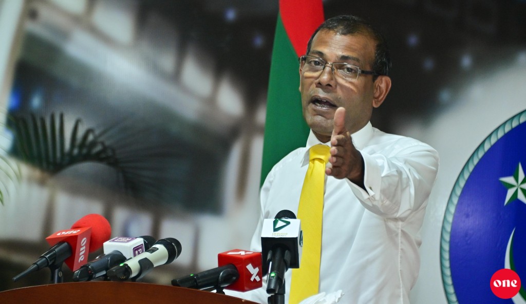 Column Alifu Seenu: Barulamaanee vaahakaige fahathugai othee boduvazeerukan ekangyeve.