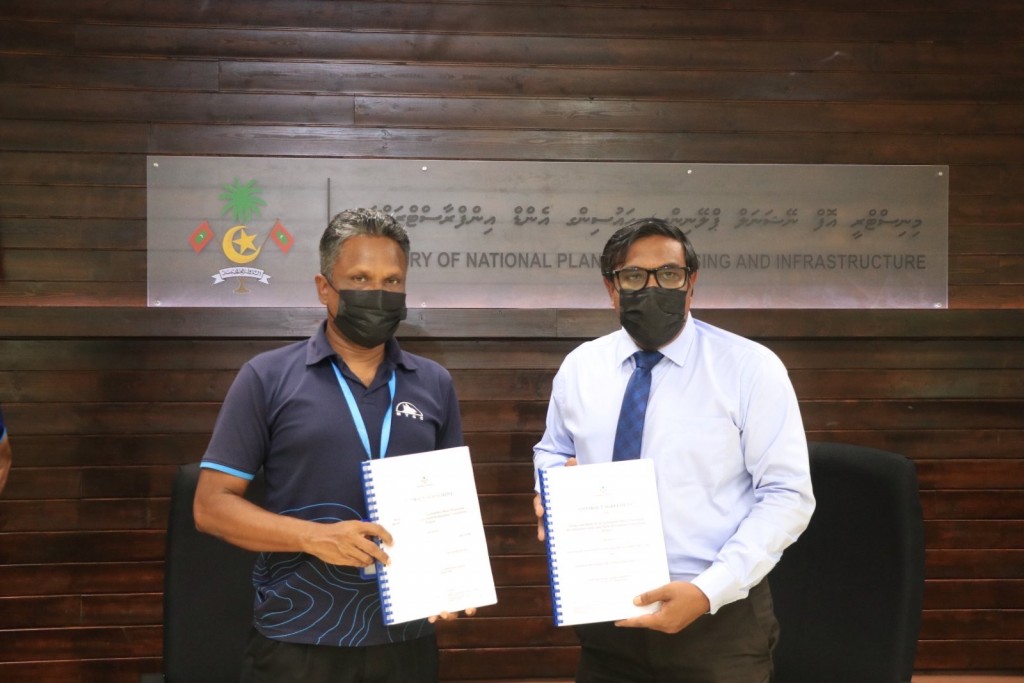 Dhe komandoo gulhuvailumuge masahkaiy MTCC ah, dhe aharu dhuvahuge mashrooeh