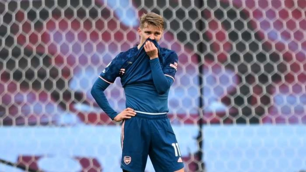 Villa athunves balive, Arsenal ah maayoos kan