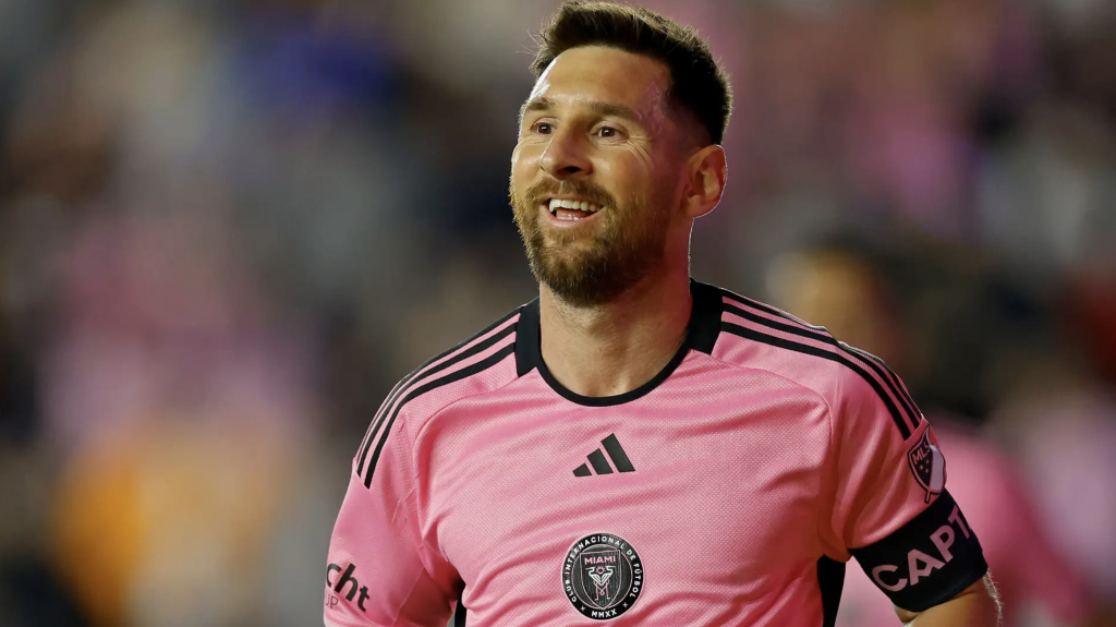 Aniyaa ahfahu Messi enburi kulhumah nukuthumah thayyaaru!