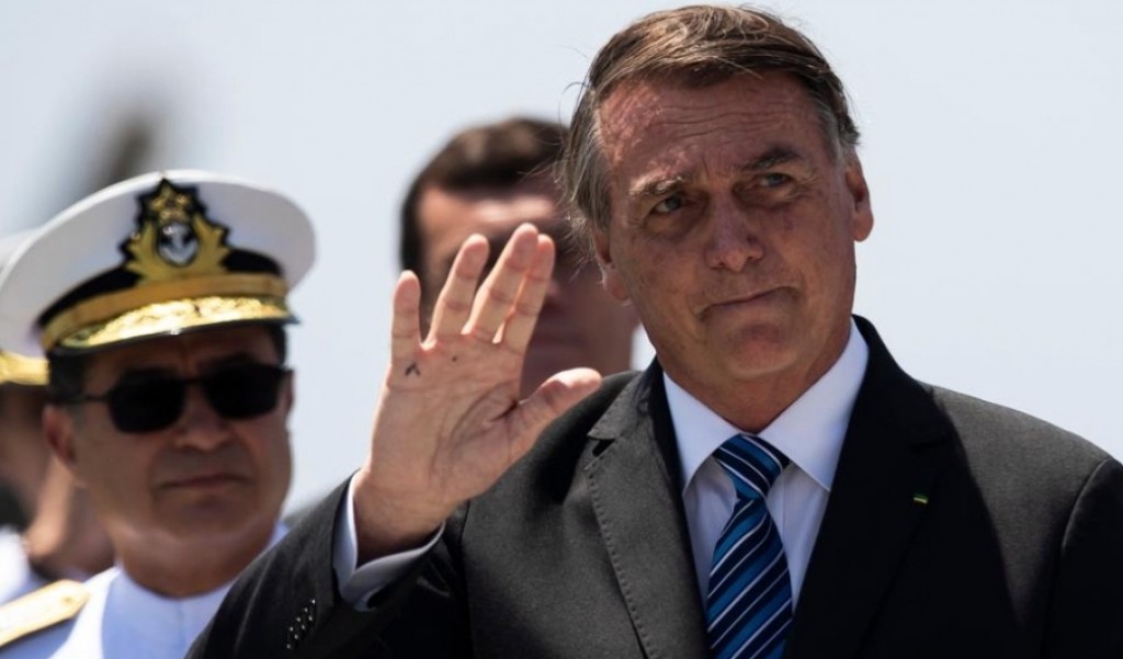 Adhuge dhuniye: Verikan badhaluvaa manzaru nubellevumah Bolsonaro gaumun beyrah!