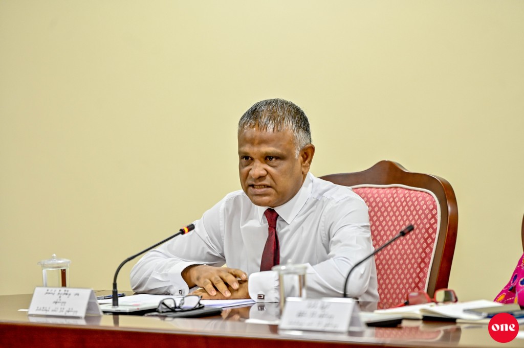 Shakuvaathah belumah fahu ithuru 60 dharivarakah loan dheefi
