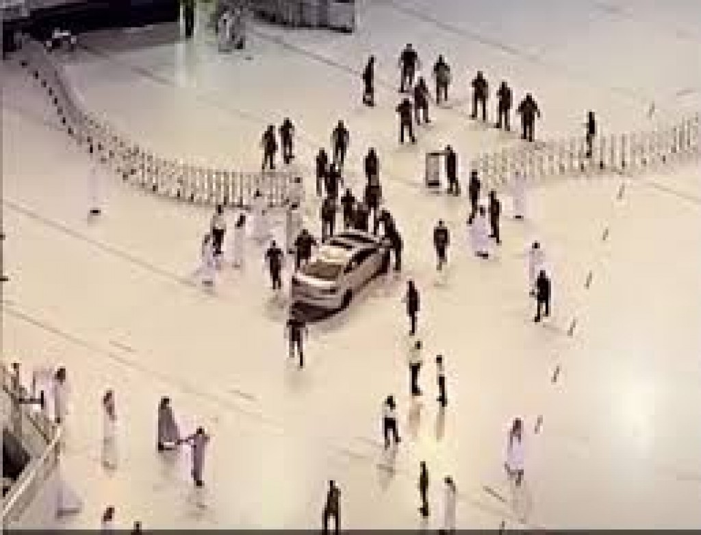 Car eh controll nuvegos Masjid al-Haram ge dhorah mudi araifi