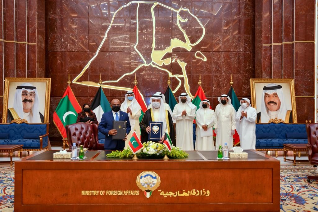 Maldives and Kuwait sign two MoUs to fortify cooperation between their respective Ministries of Foreign Affairs and in the field of Tourism