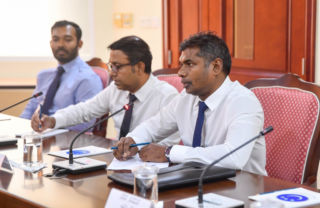 FSM theluge hiyaanaaiy: STO beyfulhun haazirukuri committee bahdhaluvun sirru