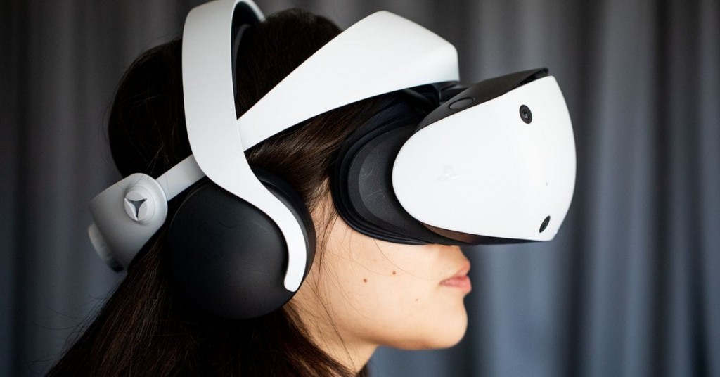 Sony Playstation VAR 2 launch kuran 2 million unit ufahddhanee