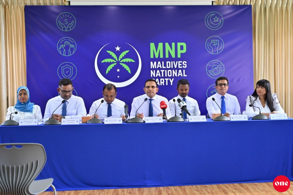Gotabaya ah Raajje in himaayai dhin mahsalaigai Sarukaarun amalu kuri goiy balan Majlis ah