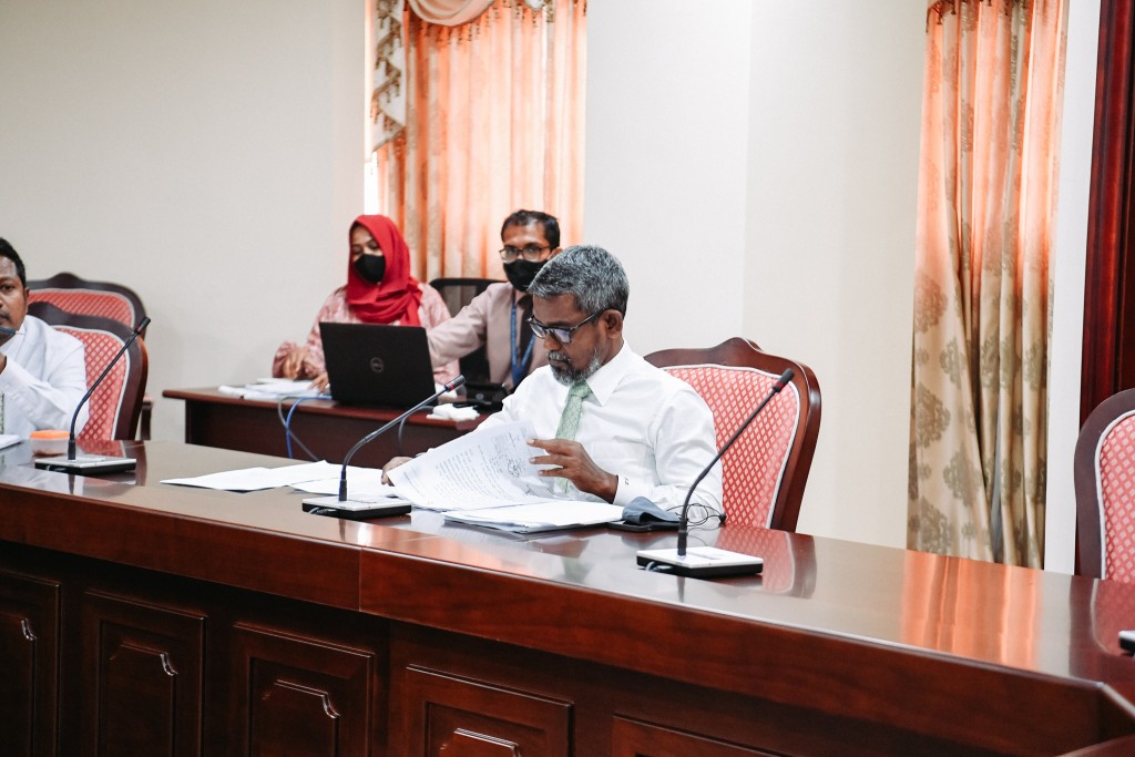 HRCM ah ayyankuran Raees fonuvvi, Liza ah Committee inn ruhumeh nudhin