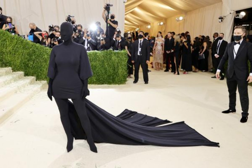 Met Gala ah Kim Kardashian ehkoh nivaavegen dhiyaee keevve?
