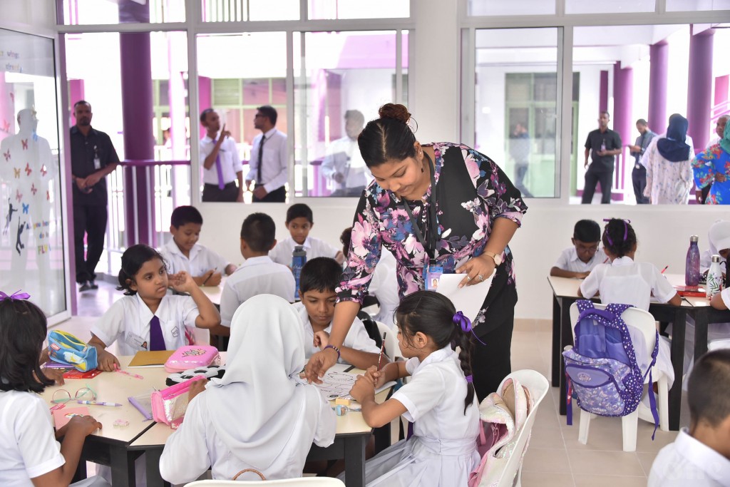 Teacharun: Hukureh honihoireh nethi reyaai dhuvaalu dharivarunnahttakai, hamaekani saabahakun nimeytha?