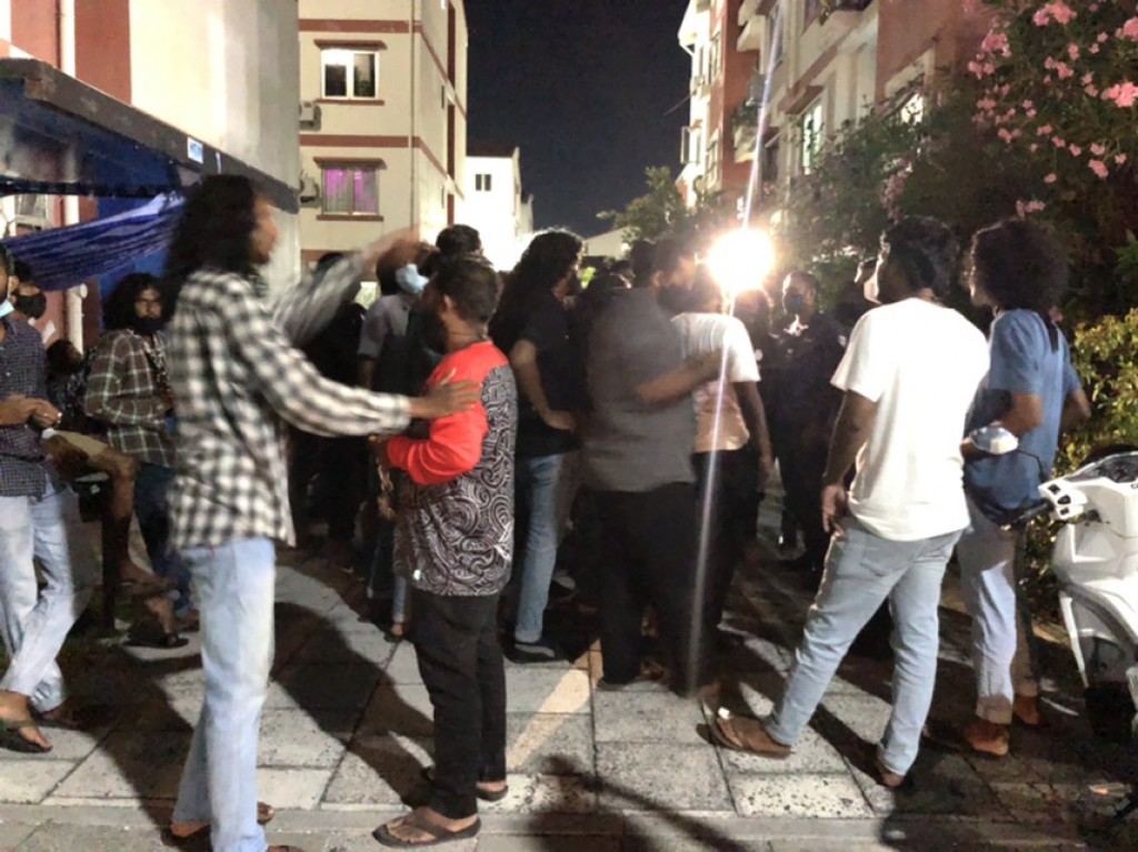 Futsal mubaaraatheh huttuvumun, Maimoonaa geydhoshugai muzaaharaa kuranee