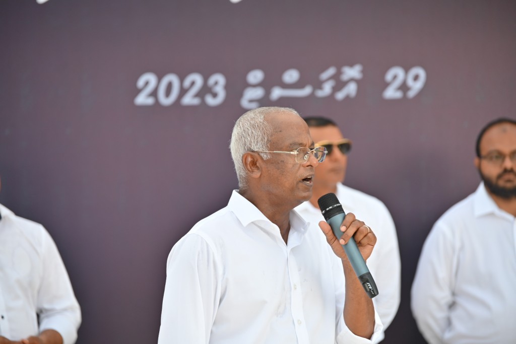 Anna dhaurugai enme isskameh dheynee rahrashuge maguthah hadhan: Raees