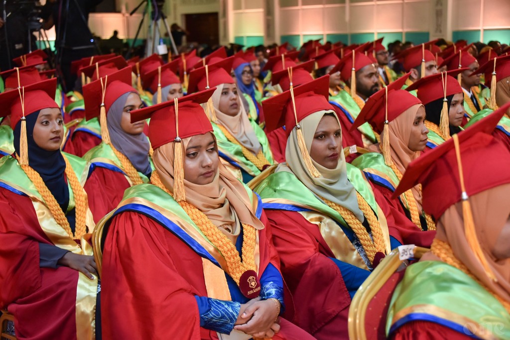 Avid College ge MBA course muraaja'aa kurumahfahu kurimathi lumah hulhuvaalaifi